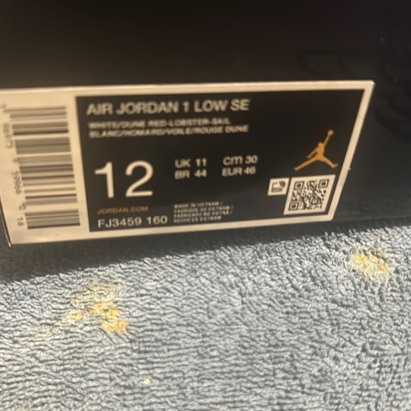 Nike Men's Athletic Sneakers - Red and White - Picture 5 of 9